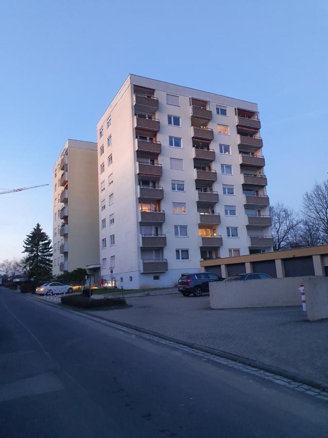 Penthouse "Marc Aurel" - Greatview, Wifi & Netflix Apartman Schweinfurt Kültér fotó